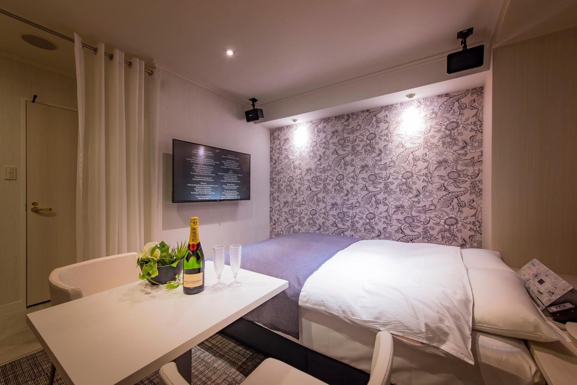 Hotel Eldia Luxury Sendai -Adult Only ภายนอก รูปภาพ