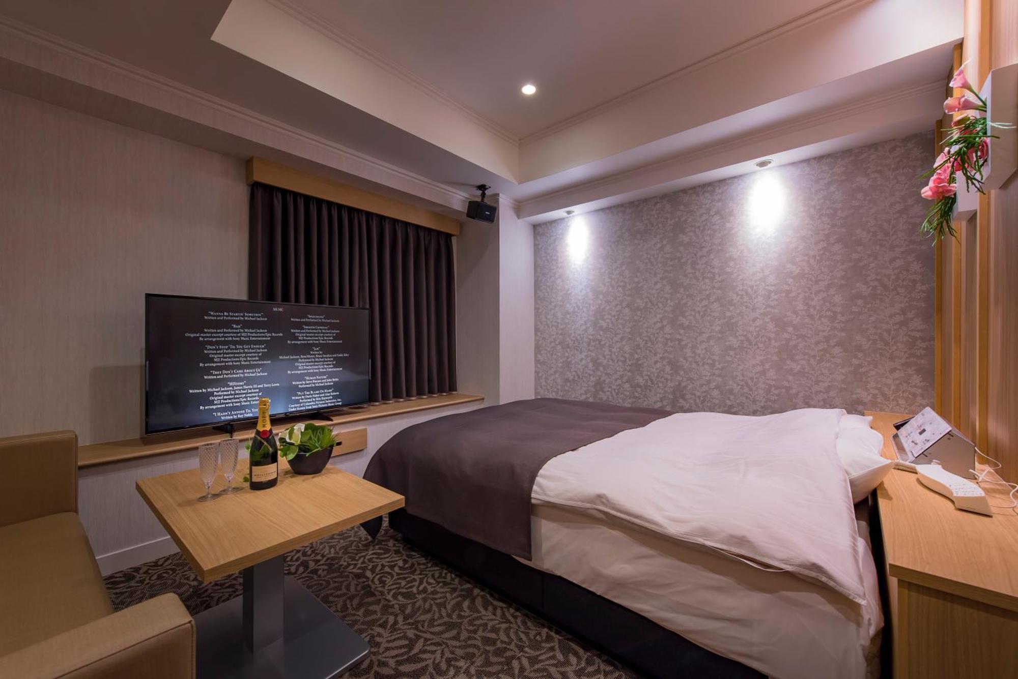 Hotel Eldia Luxury Sendai -Adult Only ภายนอก รูปภาพ